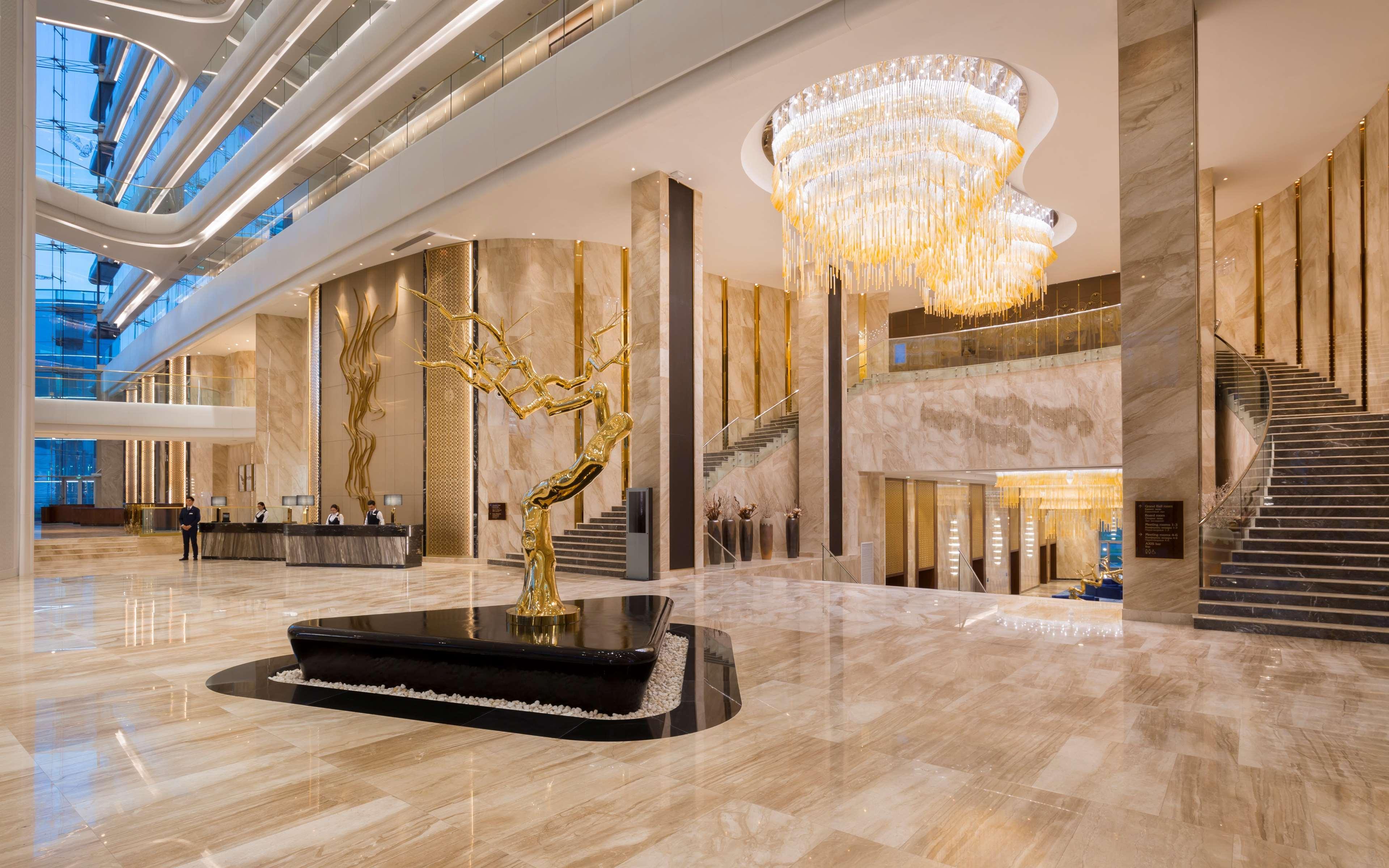 Hotel Hilton Astana Zewnętrze zdjęcie Lobby