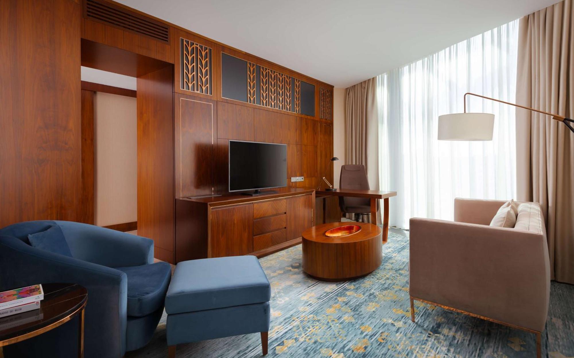 Hotel Hilton Astana Zewnętrze zdjęcie
