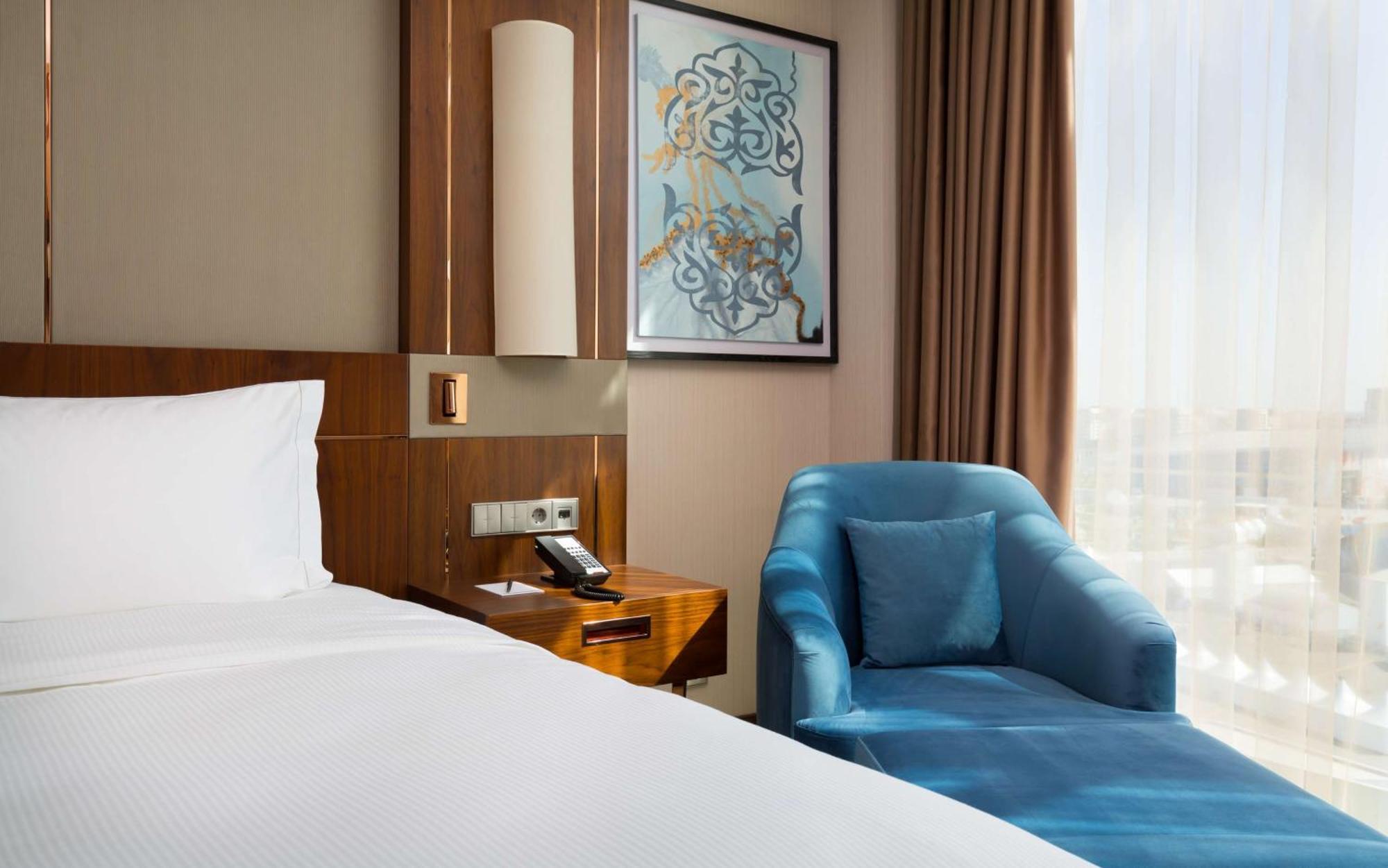 Hotel Hilton Astana Zewnętrze zdjęcie